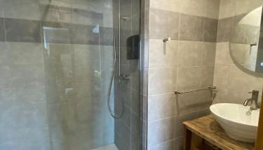 Bliss’appart boulogne/mer logement avec balnéothérapie - Foto 2, towels, Shower