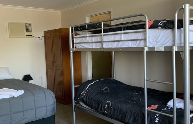 Limestone Coast Tourist Park - Photo 3