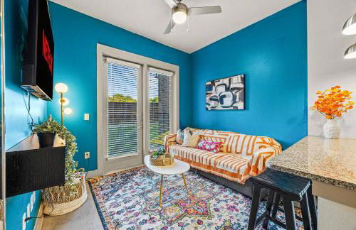 Studio by TCU, Stockyards & Zoo- Pool, Parking&Gym - Foto 1