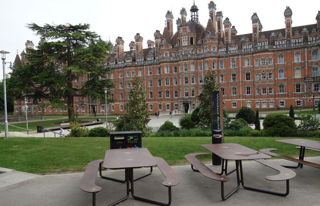 NEW Cosy 2 Bedroom Flat on Englefield Green - Foto 17