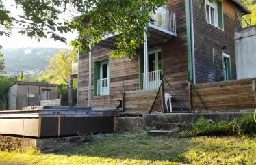 Maison au bord de l'eau avec Jacuzzi - Foto 1