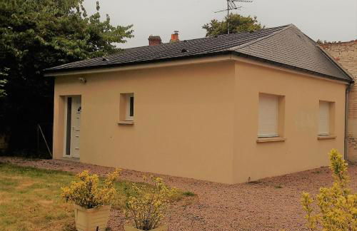 Maison avec jardin, calme et ensoleillée à 2 minutes du centre-ville - Photo 4
