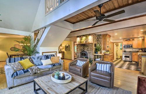 100-Year-Old Farmhouse with Hot Tub on 5 Acres! - Foto 5