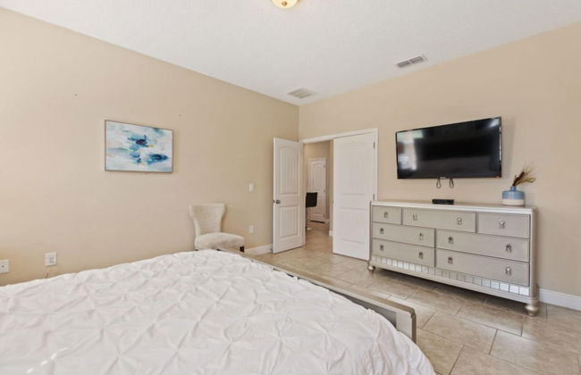 The Cinehaven at Solterra by Shine Villas 407 - Foto 4