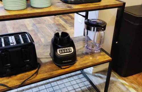 Downtown Charm Two Bedroom Home - Foto 28