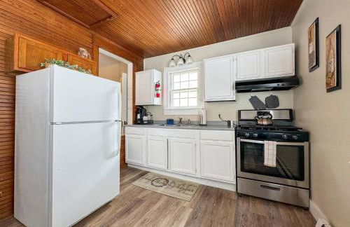 NEW - Mins to Manchester - Nashua - Queen Bed - Foto 1