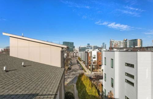 Downtown w Rooftop Deck 4 Bedrooms 3 Baths - Foto 37