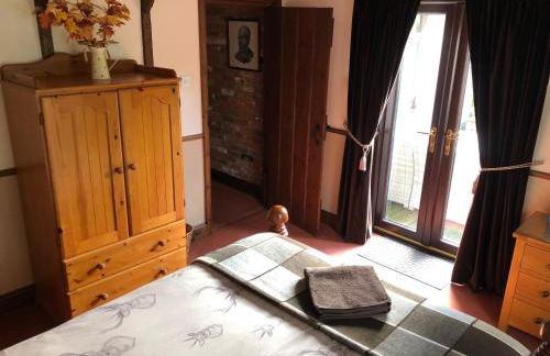 Stunning Rustic Home, New Forest National Park - Photo 30