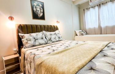 APË GOLD NO CENTRO DA CIDADE COM AR E CAMA KINg - Foto 51