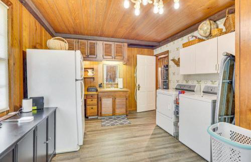 Dalton Retreat w Deck, Fire Pit and 6 Smart TVs - Foto 37