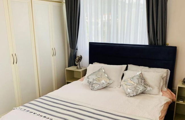 2-bed Bungalow, Sleeps 4 With Private Pool - Foto 1