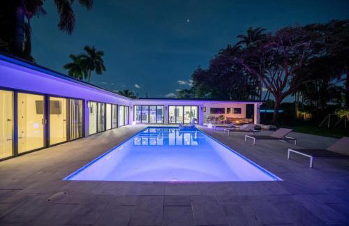 Luxury Villa Azure with Heated Pool 20 minutes to Beach - Foto 61