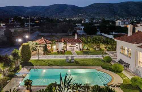 Renko Royal Villa - Private Infinity Pool & Garden - Athens Riviera - Foto 7