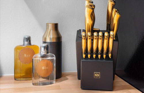 The Black Nest - Hot Tub Romantic Getaway - Foto 23