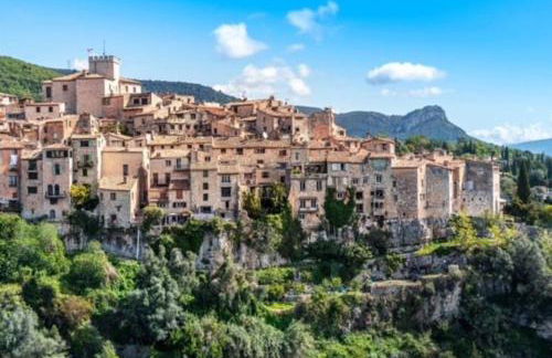 Maison de Saint Arnoux - Foto 17