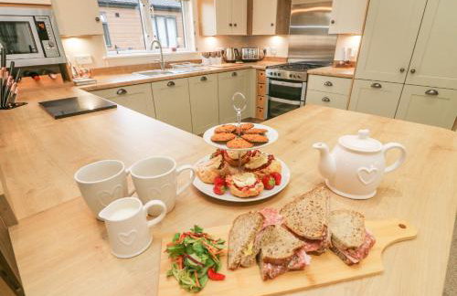 The Warren - Photo 6