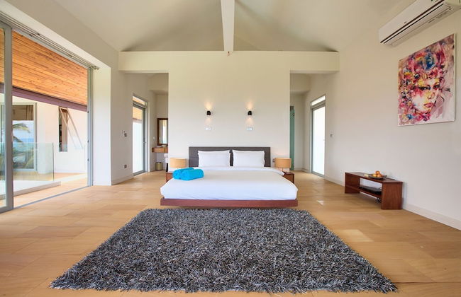 18 Bedroom Luxury Sea View Villas - Photo 4