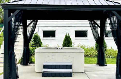 All Seasons Cottage - Game Room - Firepit By Zen Living Short Term Rental - Foto 24