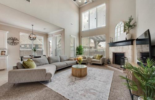 Iron & Ivy 5BR5BA Sleeps 12 - Foto 3