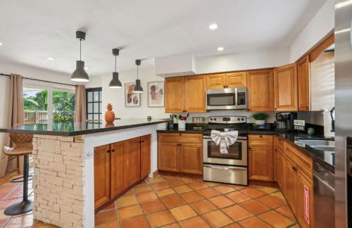 3BR HEATED POOL CLOSE TO BEACH - Foto 14