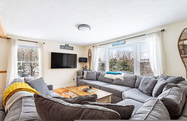 Ski Hike Lodge 5BR w Fire Pit Cozy Spaces - Foto 27