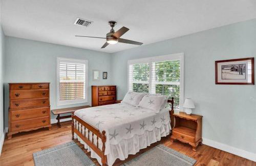 Chic Victoria Park Villa with Heated Pool and Spa - Foto 7