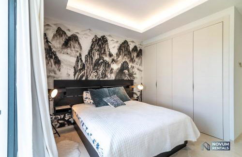 Remarkable 5-BDRM Villa - Heated POOL & GYM - Photo 28