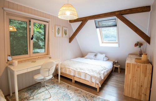 Forest Cabin Nest-Family Retreat for 7 with Sauna & Hot tub - Foto 18