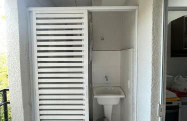 Apartamento novo região central de Ubatuba, com churrasqueira e varanda, 2 vagas - Residencial Jathy - Foto 27