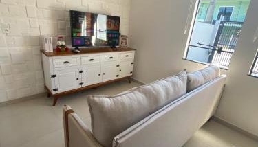 Casa térrea ampla, perfeita para a sua hospedagem - Foto 3