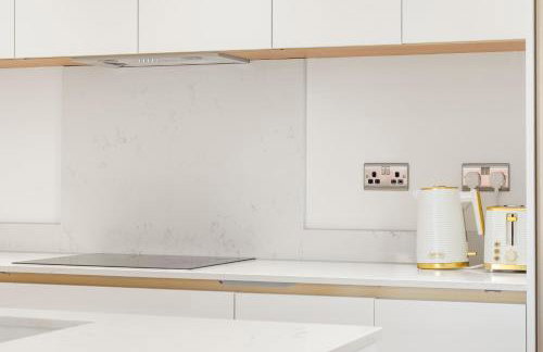 3 Bed House near Purley, by ARP Homes, Free Parking, Ideal for Long Stays & Insurance Bookings - Foto 2