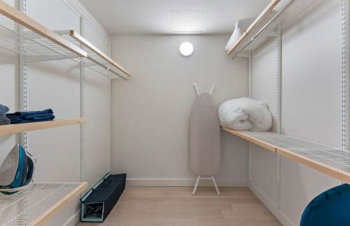 Pearl Coast - Modern 2BR with Rooftop Pool & Views - Foto 23