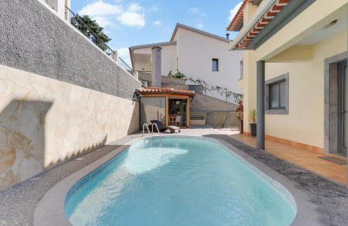 3B Villa Heated Pool Barbecue Games Room - Foto 32