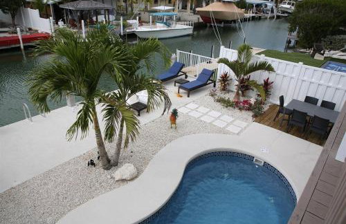 Seas the Day - Spacious Waterfront Pool Home, 50` Dock! - Foto 2
