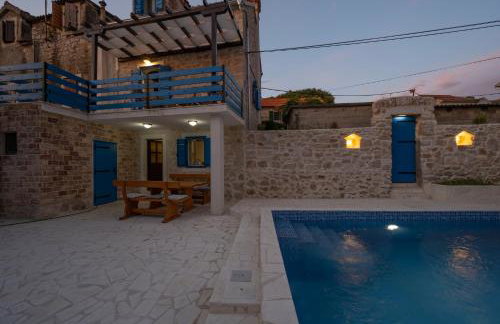 House AnaDora with pool - Zlarin - Photo 6