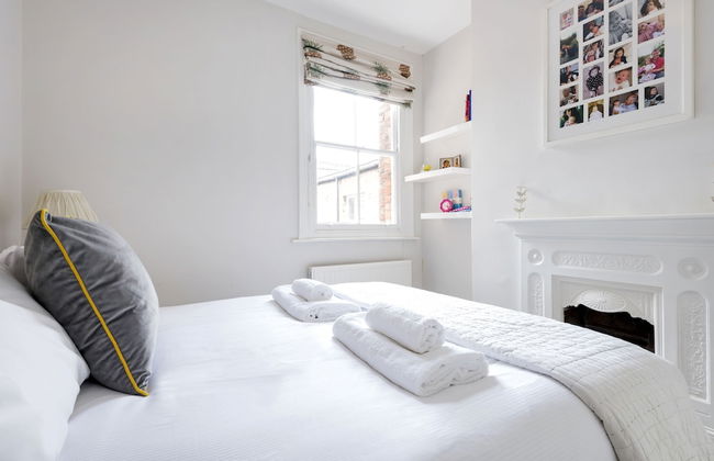 Spectacular Shepherds Bush Home Close to Westfield - Photo 7