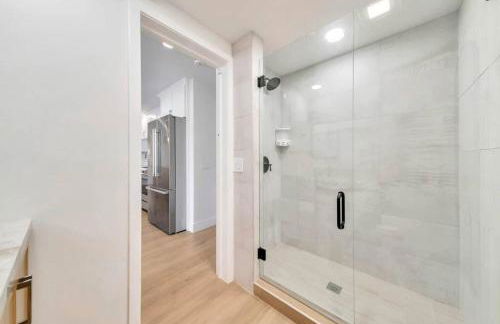 Walk To The Waves Newport Beach House - Foto 4