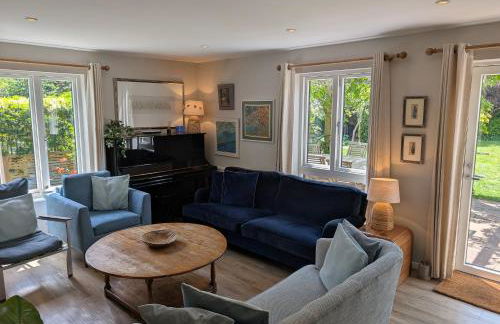 Lewes Heights is a spacious modern luxury home with stunning views - Foto 1