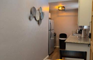 Gorgeous Remodeled 2 Bedroom - Foto 25