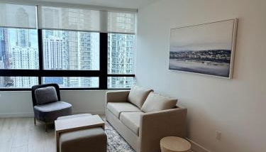 District 225 Miami - Rooftop Pool Gym & City Views - Foto 4