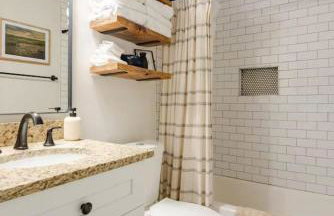 Remodeled 4BR 2BA Steps from Georgetown Square - Foto 63