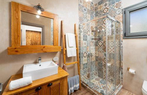 Luxury Mountain Memories Villa - Photo 26