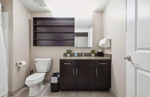 2BR Downtown Luxury Getaway - Foto 50