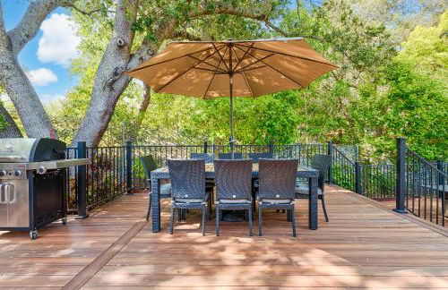 Spacious 4BD 3BA with hot tub, fire pit, and wraparound deck - Foto 28