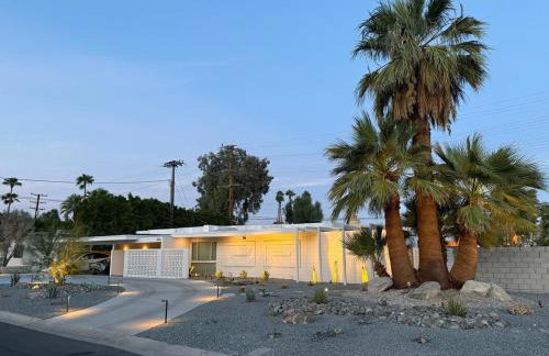 Aerhaus - Mid-Century Oasis - Foto 78