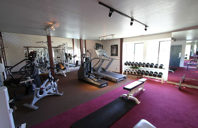 The Summit Condominiums - Foto 20