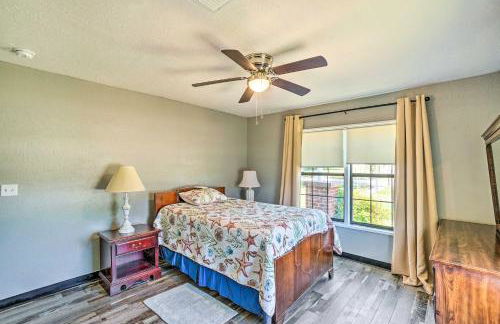 Centrally Located Lawton Home Dogs Welcome! - Foto 13