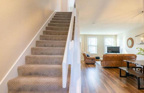 Cozy & Modern Soulard 4BR & Game Room ABODEbucks - Foto 11