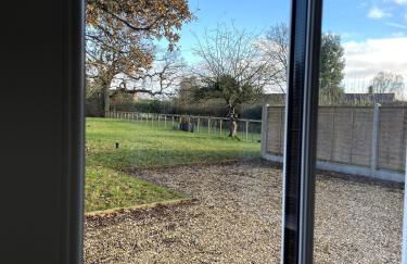 Spacious Family Friendly Cottage - Photo 36