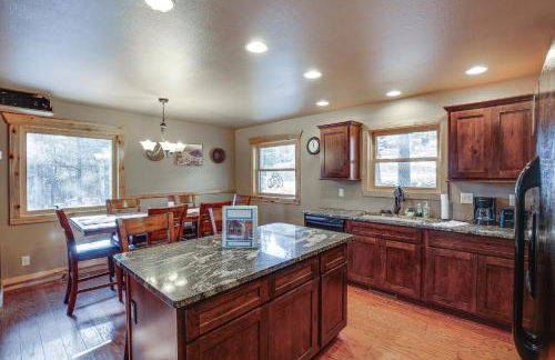 Lead Home with Pool Access 3 Mi to Terry Peak Mtn! - Foto 6